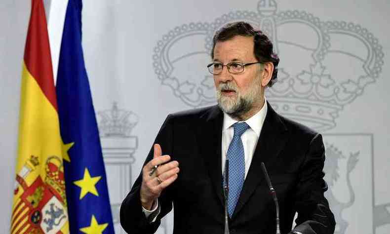 Rajoy tambm afastou de suas funes o diretor administrativo da policial regional(foto: Javier Soriano/AFP )