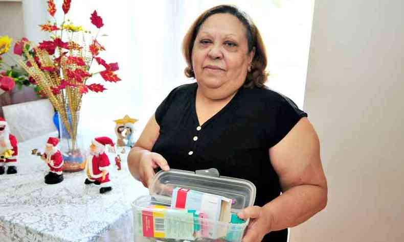 Com diabetes, hipertenso e obesidade, a aposentada Waltemicir Isabel, de 66 anos, adiou o checape e sentiu piora no estado de sade. Agora, voltou a fazer os exames(foto: Gladyston Rodrigues/EM/D.A Press)