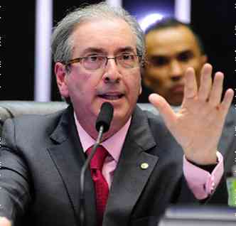 Cunha reclama do tratamento: 