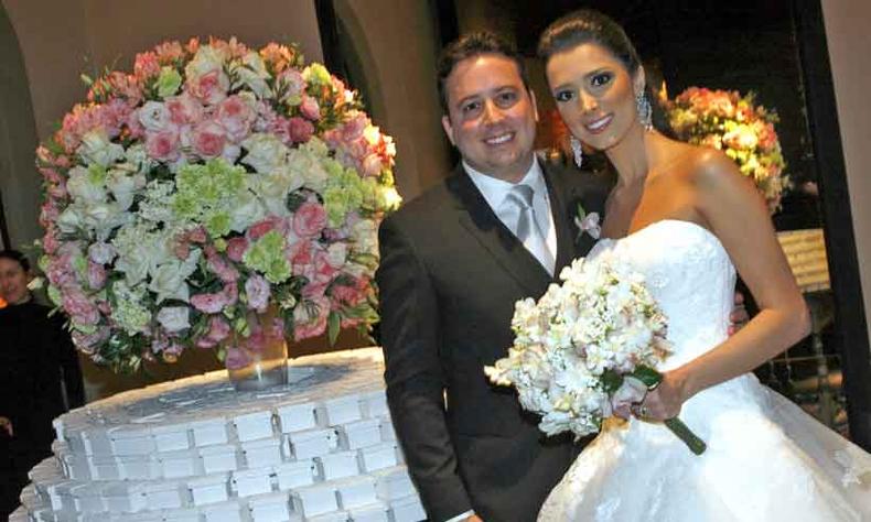 Casamento de Laura Veiga e Fernando Salles, em 2 de setembro de 2012, com recepção no Ilustríssimo (foto: Eugenio Gurgel/Esp EM ) Casamento de Laura Veiga e Fernando Salles, em 2 de setembro de 2012, com recepção no Ilustríssimo (foto: Eugenio Gurgel/Esp EM )