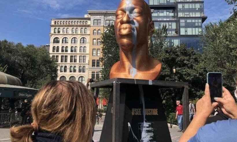 Racismo: estátua em homenagem a George Floyd é vandalizada em Nova York