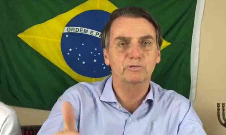 Presidente eleito Jair Bolsonaro durante pronunciamento aps resultado eleitoral(foto: Facebook/Reproduo)