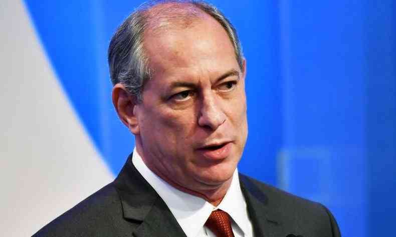 Ciro Gomes liga para Alexandre de Moraes Manifestar meu respeito