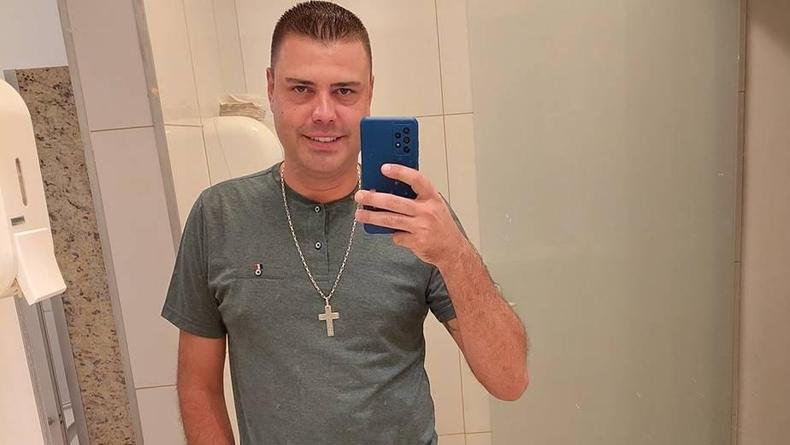 Juliano Campos tralhava há 16 anos na funerária.(foto: reprodução Facebook) Juliano Campos