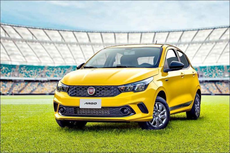 Entre as cores disponíveis para o hatch estão o amarelo e o azul alusivos à camisa canarinho(foto: fiat/divulgação) Entre as cores disponíveis para o hatch estão o amarelo e o azul alusivos à camisa canarinho(foto: fiat/divulgação)