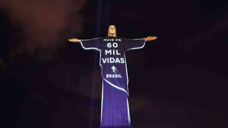 Marca triste do Brasil foi projetada no Cristo Redentor, no Rio de Janeiro(foto: Mauro Pimentel/AFP)