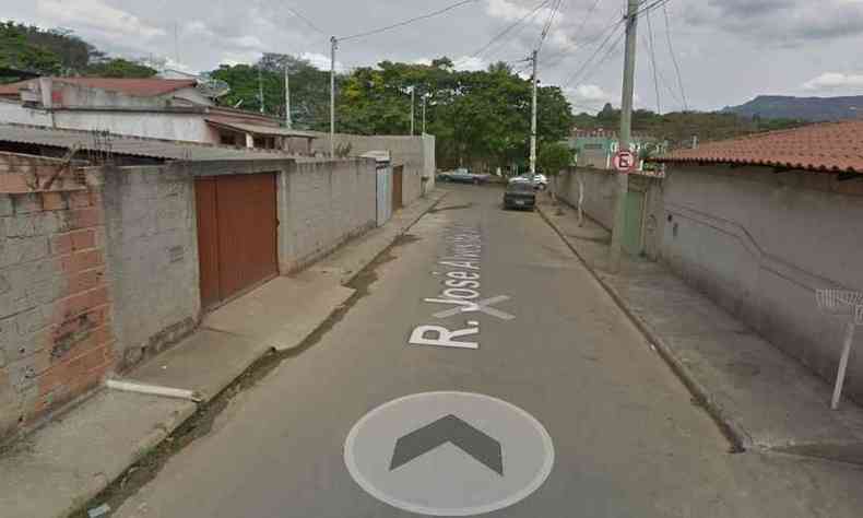 Crime aconteceu na rua Jos Alves da Silva, no Bairro Industrial em Igarap(foto: Reproduo da internet/Google Maps)