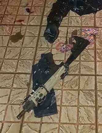 Dois assaltantes morreram(foto: Polcia Militar/Divulgao)