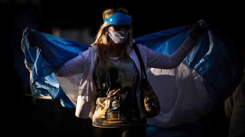 Argentinos foram s ruas para protestar contra o presidente e a quarentena(foto: Reuters)