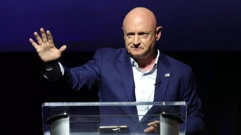 O democrata Mark Kelly derrutou o republicano Blake Masters no Arizona(foto: Getty Images) Mark Kelly