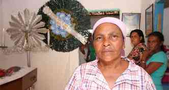 Maria Nunes, esposa de Clvis Lopes dos Santos, de 62, que morreu vtima da doena na ltima quarta-feira na comunidade do Brejo: 