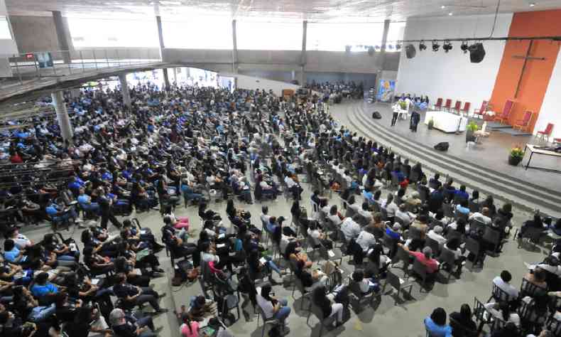 Movimento 'Mes que oram pelos filhos' rene 2,3 mil pessoas em Belo Horizonte 