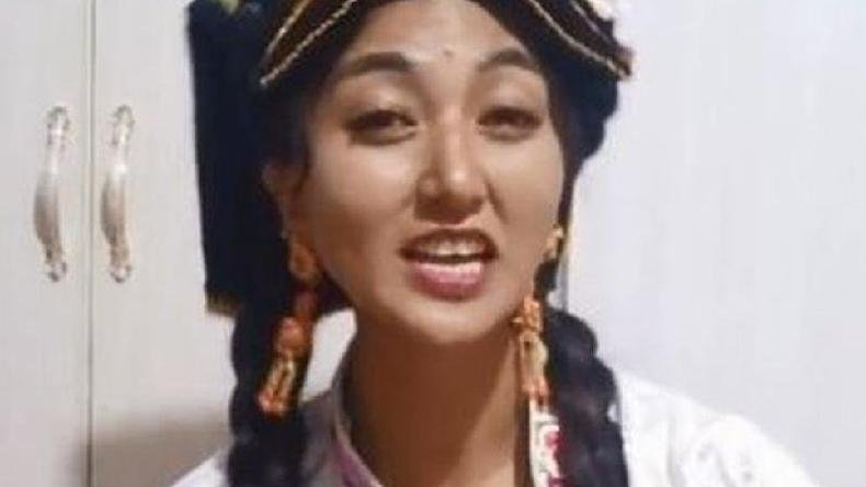 Lamu tinha cerca de 800 mil seguidores na plataforma Douyin(foto: Douyin) Una captura de pantalla del sitio web de Douyin donde aparece Lamu