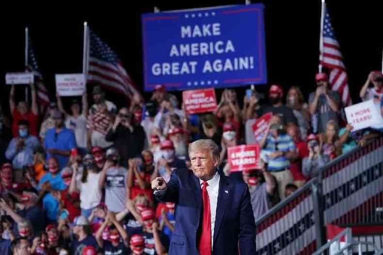 O ento presidente dos Estados Unidos Donald Trump durante ato de campanha em Winston-Salem, na Carolina do Norte, em 8 de setembro de 2020 ( AFP / MANDEL NGAN)