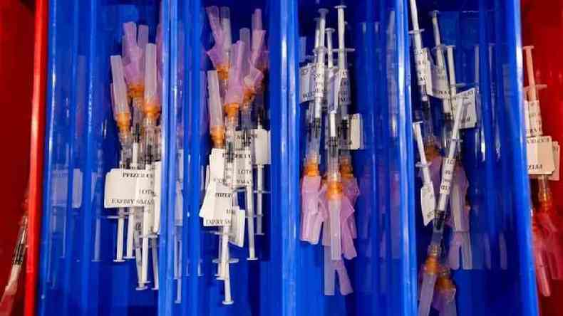 Pases pedem liberao de patentes de vacinas contra a covid-19 desde outubro de 2020 na OMC(foto: REUTERS/Carlos Osorio)