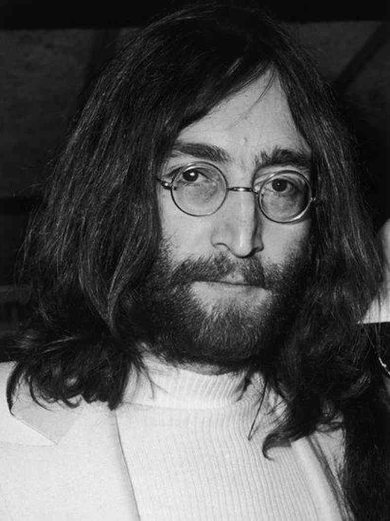 A maioria das crateras lunares tem o nome de cientistas, mas uma exceo foi feita para o msico John Lennon(foto: Getty Images)