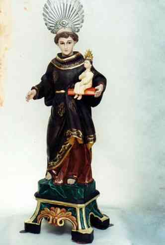 Santo Antnio foi furtado da capela do distrito de Zito Soares, em Santa Cruz do Escalvado(foto: Paroquia de Santa Cruz/divulgao)