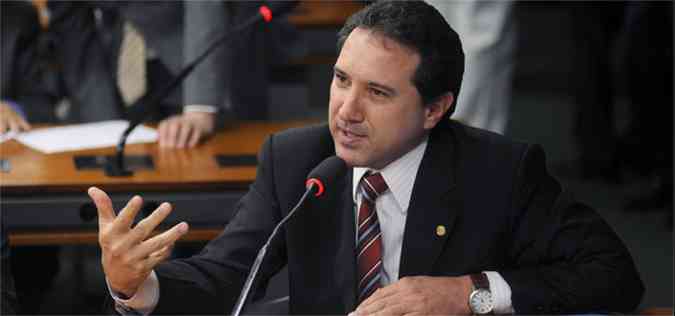 Natan Donadon (foto) foi condenado a 13 anos, quatro meses e dez dias de priso por desvio de recursos da Assembleia Legislativa de Rondnia(foto: Leonardo Prado/ Cmara dos Deputados )