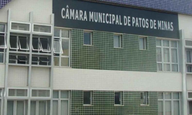 Fachada da Cmara Municipal de Patos de Minas