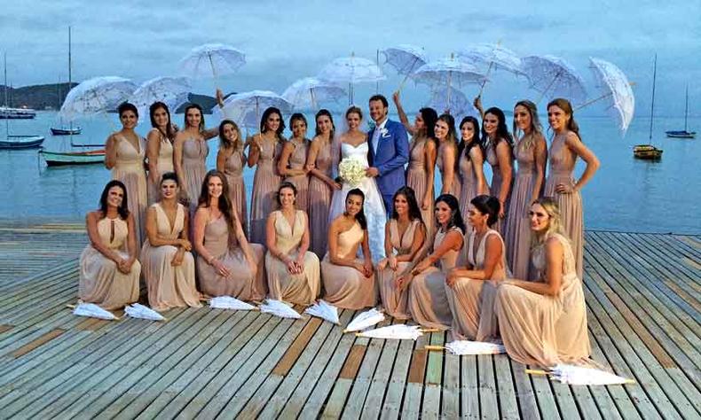Casamento de Marina Diniz e Breno Oliveira, com cerimônia e festa no Far East, no Jardim Canadá, em 20 de maio de 2012(foto: Isabela Teixeira da Costa/em/ d.a press) Casamento de Marina Diniz e Breno Oliveira, com cerimônia e festa no Far East, no Jardim Canadá, em 20 de maio de 2012(foto: Isabela Teixeira da Costa/em/ d.a press)