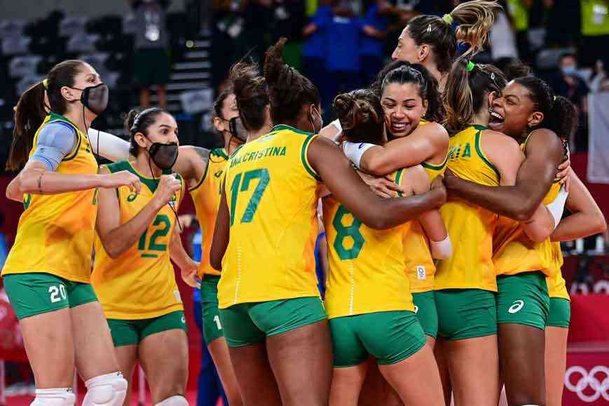 Rebeca vai à final, e Brasil encaminha vaga no feminino em Paris