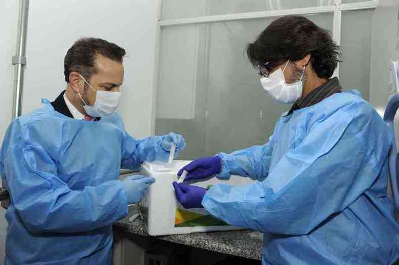 Pesquisadores do CTVacinas da UFMG recebem 'semente' para vacina contra varola dos macacos