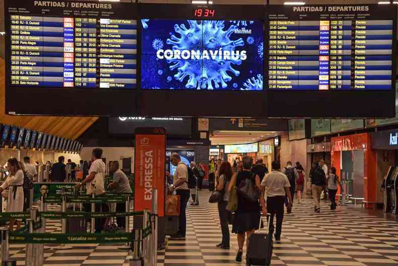 Aeroportos continuam a funcionar normalmente no Brasil (foto: Nelson Almeida/AFP)