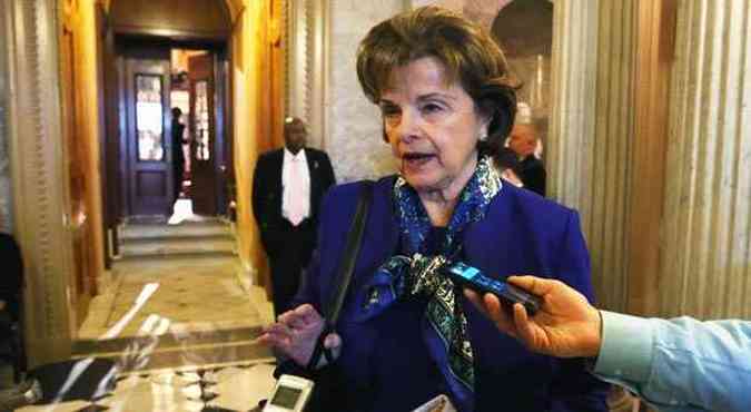 Senadora democrata Dianne Feinstein acusa a CIA de espionar e dificultar o trabalho de senadores em investigao(foto: Mark Wilson/AFP)