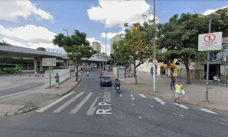 Rua Paulo de Frontin, no Centro de BH