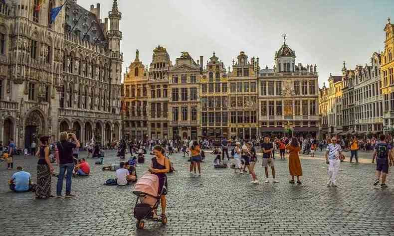 Brasileiros vo ficar sem visitar a Grand Place, em Bruxelas, por um bom tempo(foto: Pixabay)