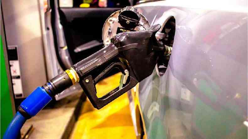 Na segunda semana de agosto, litro de gasolina mais barato vendido no pas custava R$ 4,99 e o mais caro passava de R$ 7,18(foto: Getty Images)