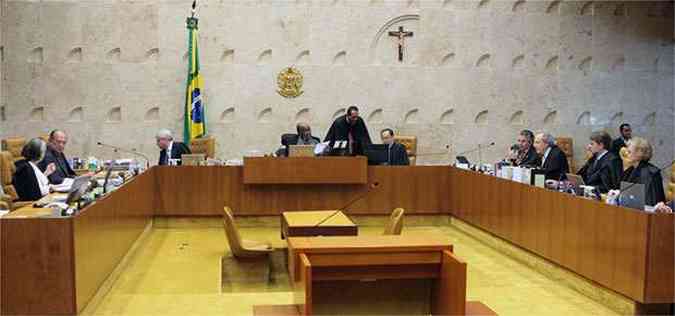 O Supremo tambm tomou decises que no agradaram ao Congresso Nacional. Em pelo menos duas ocasies, a Corte suspendeu decises da Cmara dos Deputados e do Senado(foto: Carlos Humberto/SCO/STF)