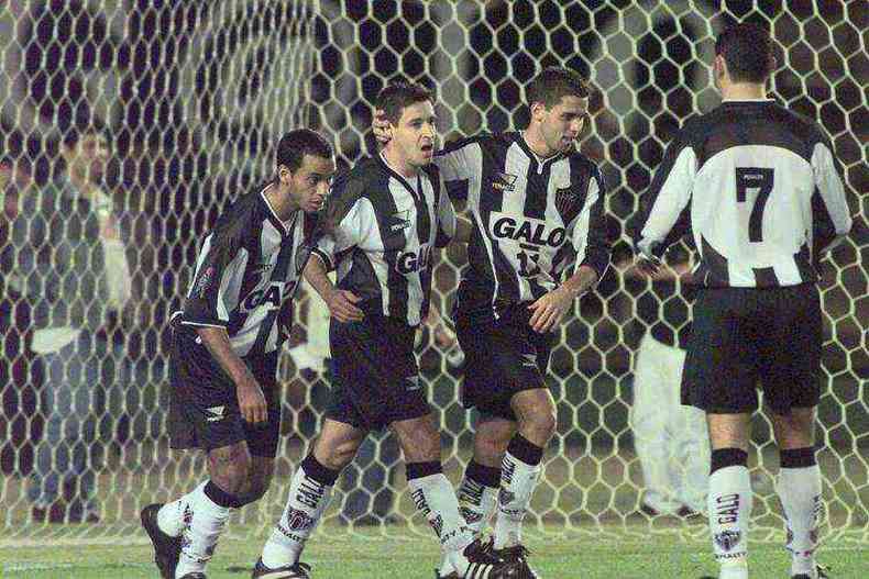 Atltico eliminou Fluminense na Copa do Brasil de 2000(foto: Paulo Filgueiras/EM/D.A Press)