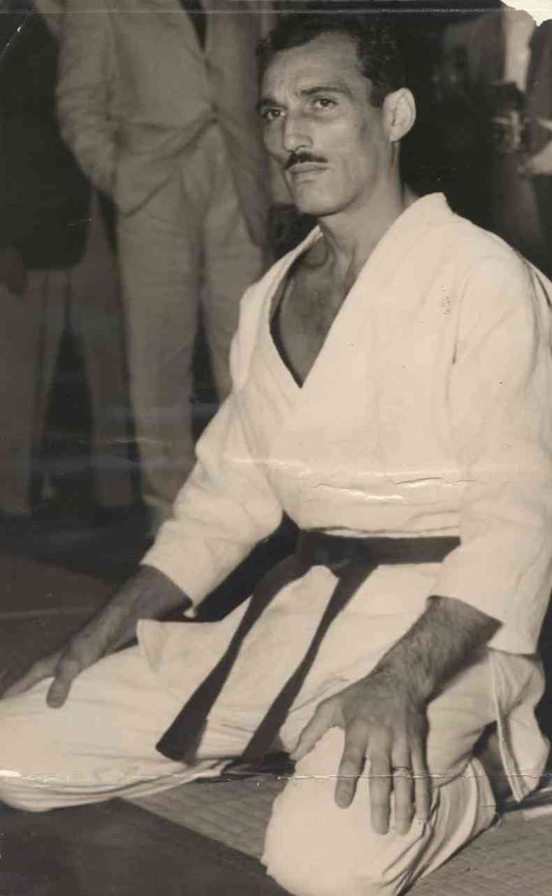 Hlio Gracie, um dos fundadores do jiu-jitsu brasileiro, em 1952(foto: Arquivo Nacional)
