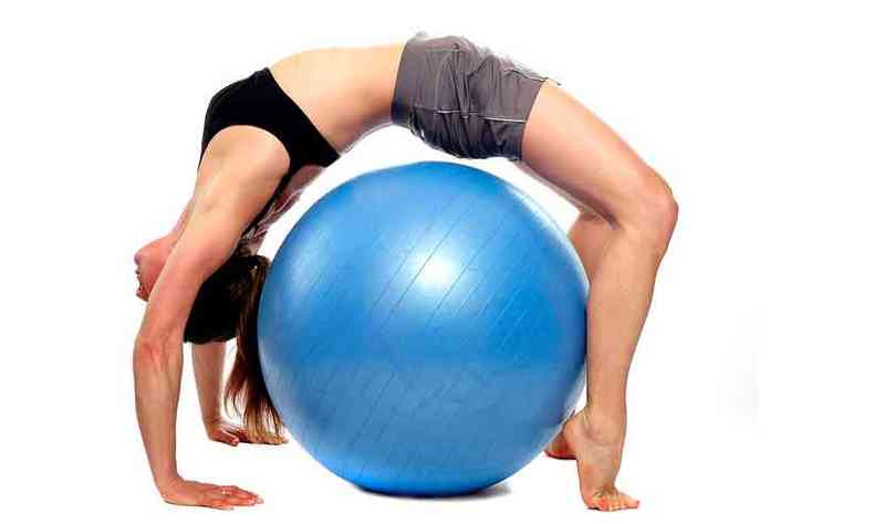 Exerccios fsicos, como o pilates, auxiliam no tratamento e na preveno da fibromialgia(foto: Shopfisio/Reproduo)