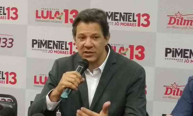 Haddad veio a Belo Horizonte para dois dias de campanha com os candidatos do PT(foto: Paulo Filgueiras / EM / D.A. Press)