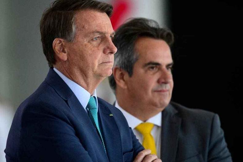 Bolsonaro e Ciro Nogueira de perfil