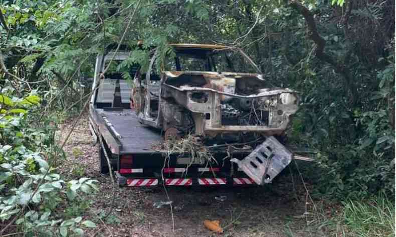 Desmanche clandestino encontrado pela Polcia Civil, em Uberaba