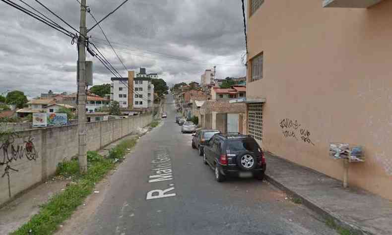 Agresses aconteceram na rua Mato Grosso, bairro Senhora das Graas, em Betim(foto: Reproduo/Google Street View)