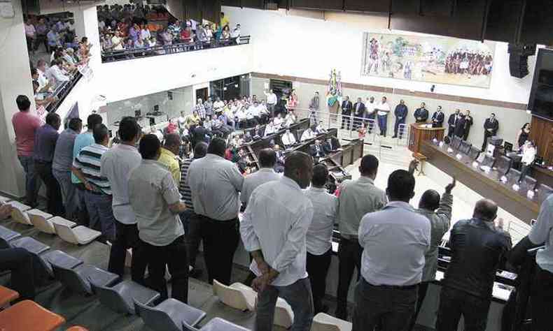 Audincia pblica lotou nessa segunda-feira a Cmara de BH: proposta prev elaborao de projeto de lei aps estudos(foto: Edsio Ferreira/EM/D.A PRESS)