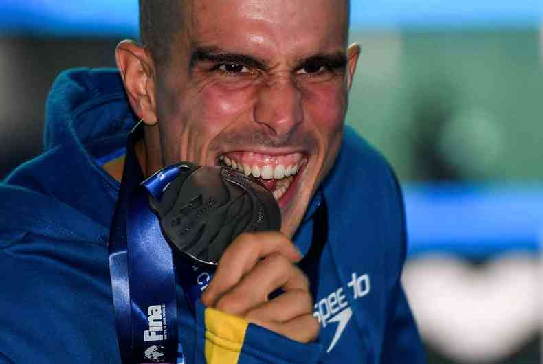 Bruno Fratus, nadador do Minas, ficou em segundo nos 50m livre do Mundial(foto: ED JONES/AFP)