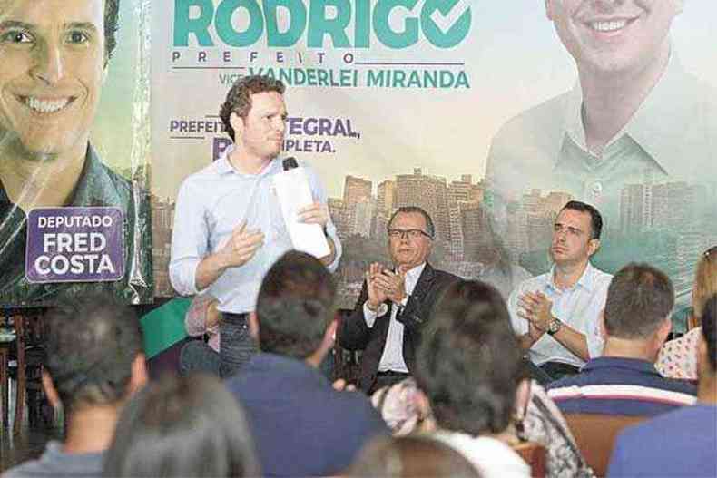 Deputado Fred Costa afirma que deciso de apoiar Pacheco (D)  pessoal (foto: Edsio Ferreira/EM/D.A Press)