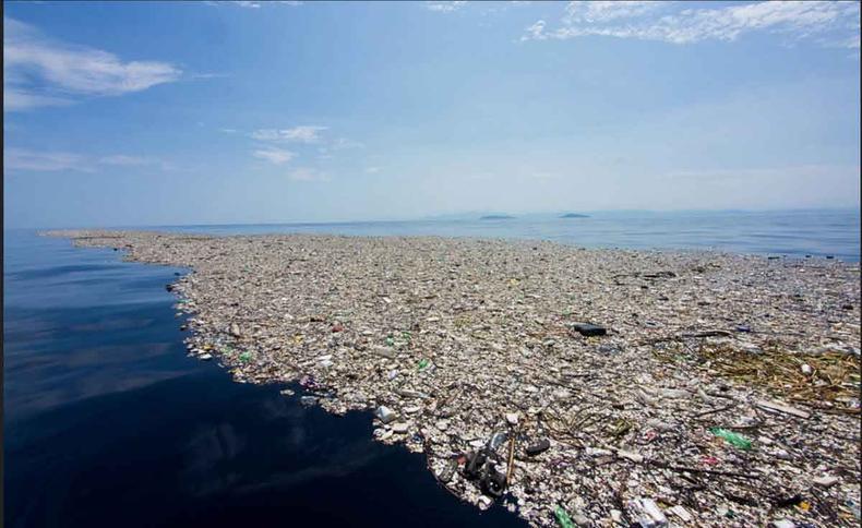 Ilha formada por plásticos no Oceano Pacífico(foto: REDES SOCIAIS/REPRODUÇÃO) Ilha formada por plásticos no Oceano Pacífico