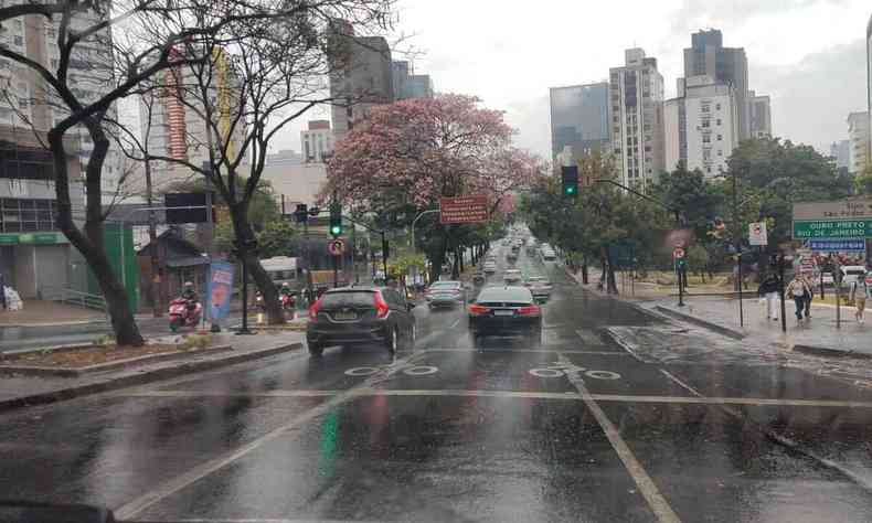 Chuva em BH, Av. Getlio Vargas 