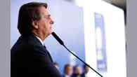 Bolsonaro anuncia aumento do Auxílio Brasil de R$ 400 para R$ 600