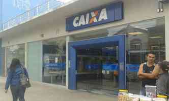 Agncia da Caixa Econmica no Bairro Cu Azul no ter expediente hoje(foto: Beto Novaes/EM/DA Press)