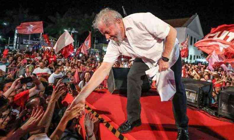 Ex-presidente Luiz Incio Lula da Silva durante comcio em Maric, no Rio de Janeiro(foto: Ricardo Stuckert)
