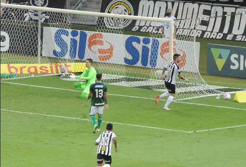 Nathan marcou belo gol(foto: Juarez Rodrigues/EM/D.A Press)