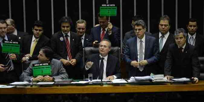 Deputados e senadores contrrios ao veto so maioria no Congresso(foto: Fbio Rodrigues Pozzebom/ABr)