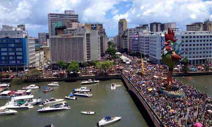 (foto: Allan Torres/ Prefeitura do Recife 06/02/2016)